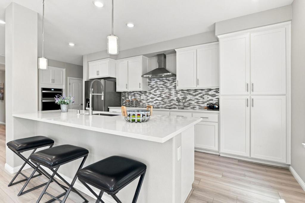 220 Waters Park Circle 101 Property Photo 2