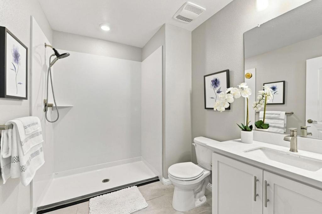 220 Waters Park Circle 101 Property Photo 13