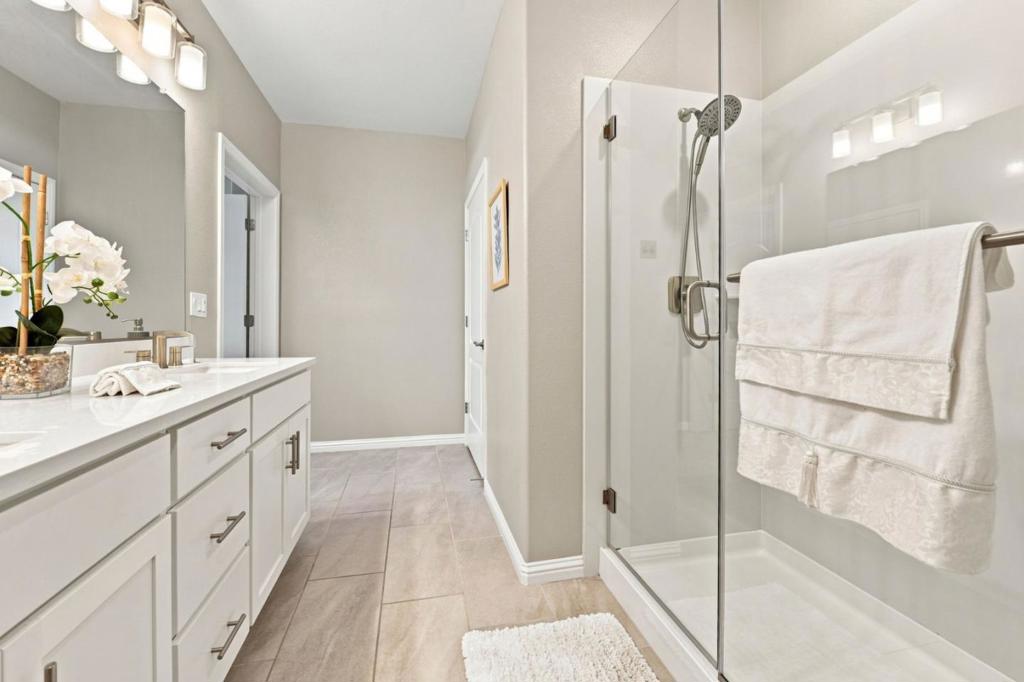 220 Waters Park Circle 101 Property Photo 19