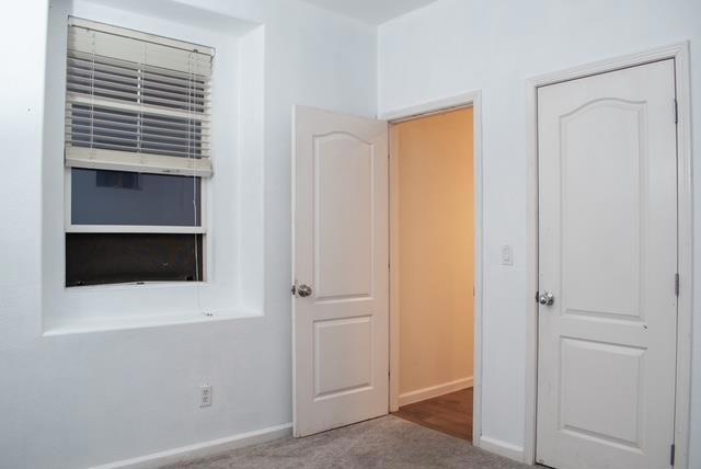 976 Whitehall Lane Property Photo 8
