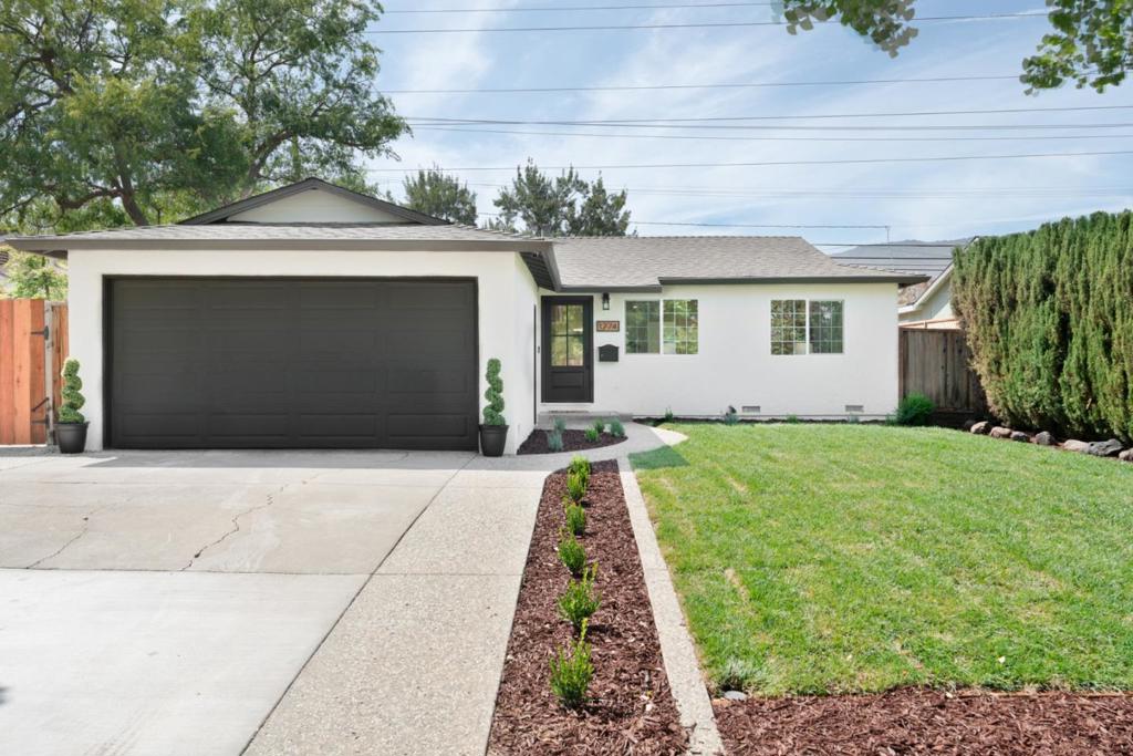 1774 Chevalier Drive Property Photo 3