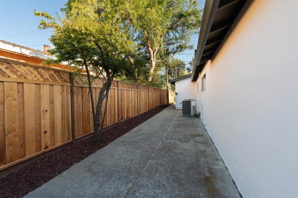 1774 Chevalier Drive Property Photo 26