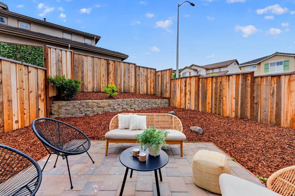 169 Cymbidium Circle Property Photo 38
