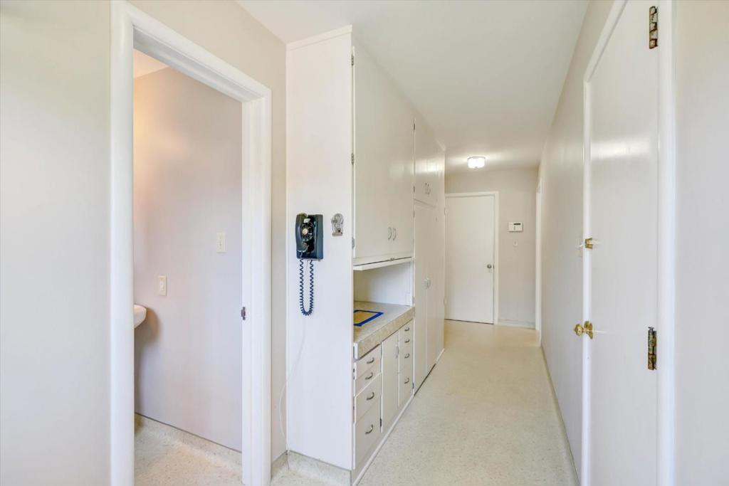 1862 Homestead Road Property Photo 32