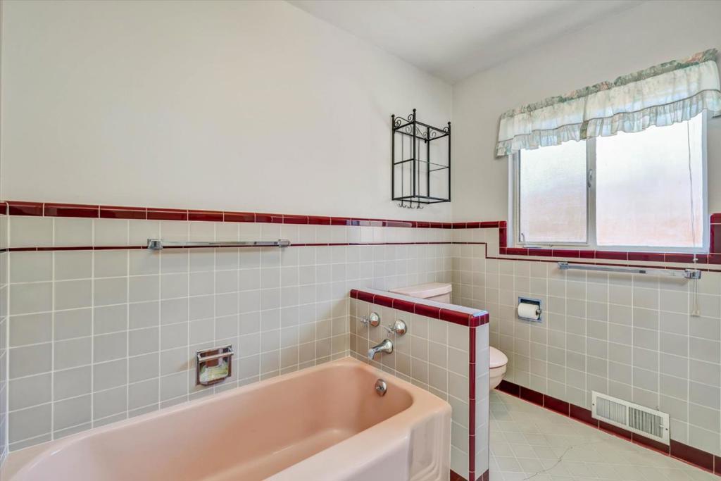 1862 Homestead Road Property Photo 38