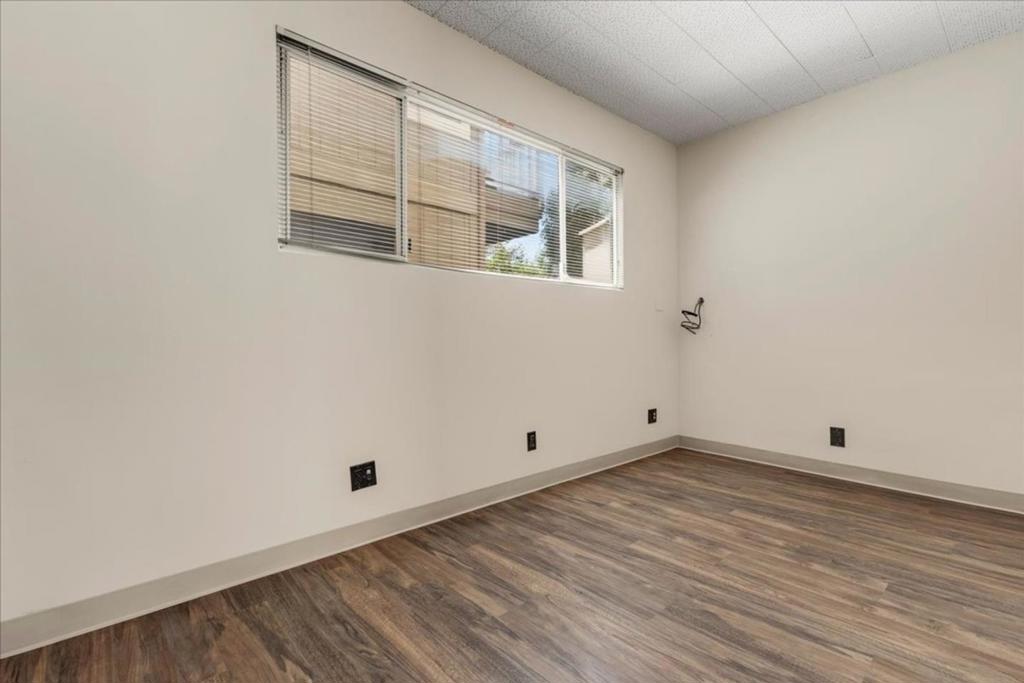500 Sloat Avenue Property Photo 5