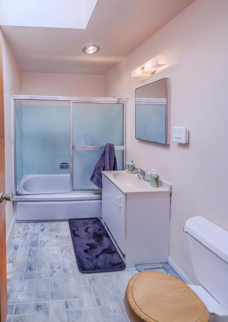 15 Santa Maria Avenue Property Photo 23