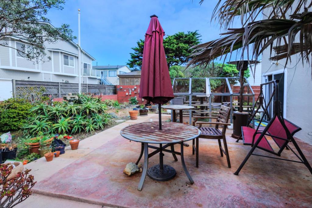 15 Santa Maria Avenue Property Photo 24
