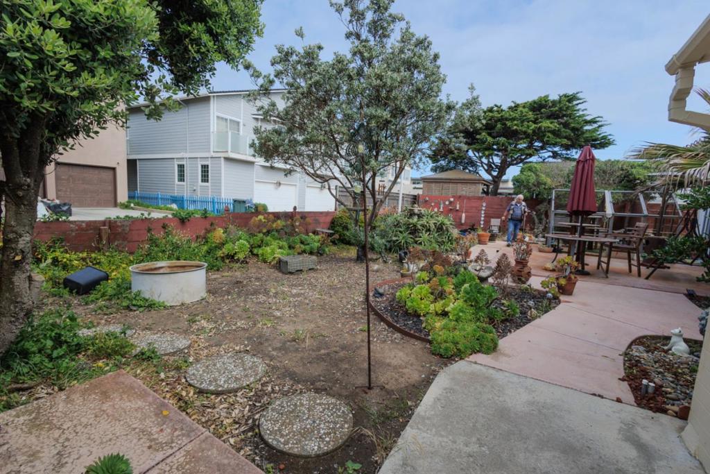 15 Santa Maria Avenue Property Photo 26