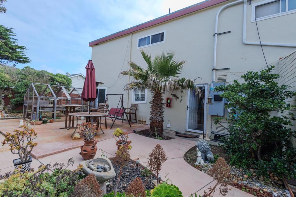 15 Santa Maria Avenue Property Photo 27