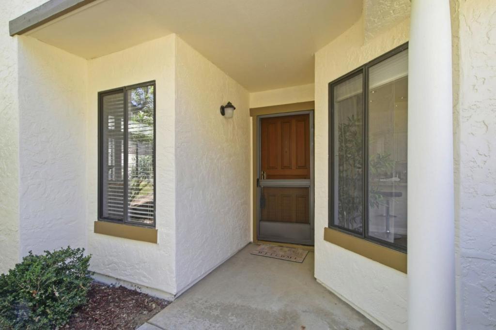 7646 Falkirk Drive Property Photo 5