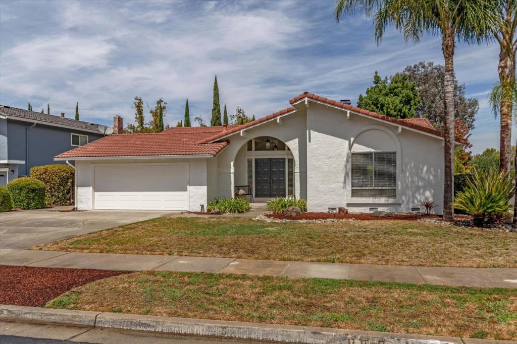 1407 Dot Court Property Photo 5