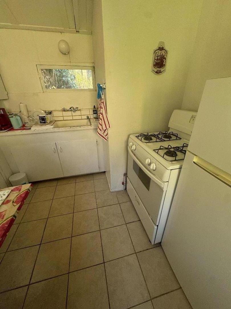 870 Alice Street Property Photo 22