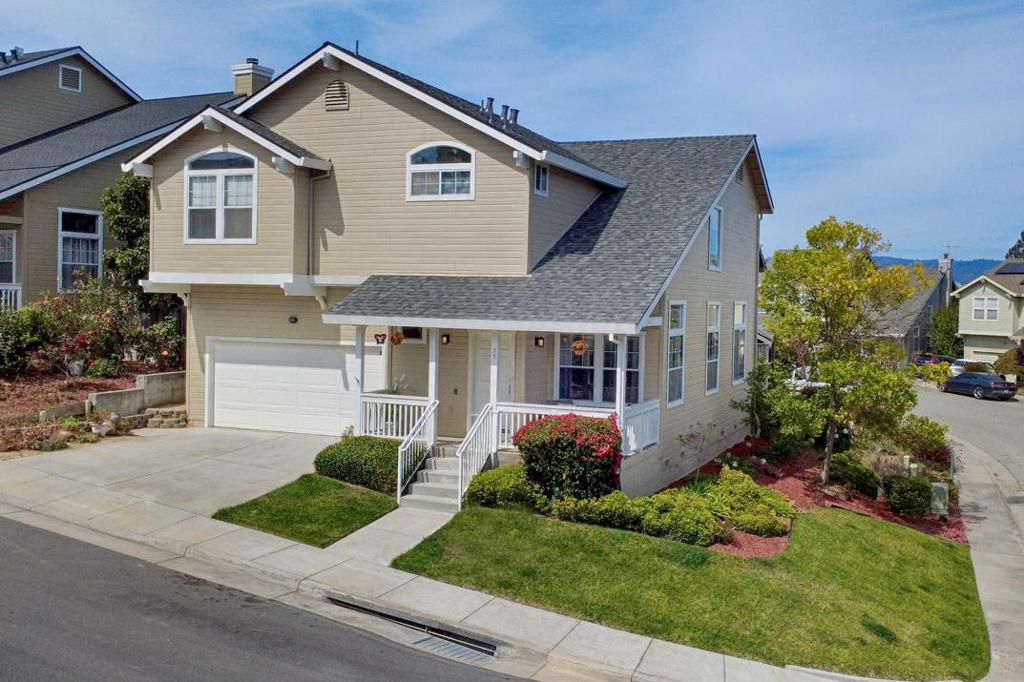 73 Firethorne Way Property Photo 1