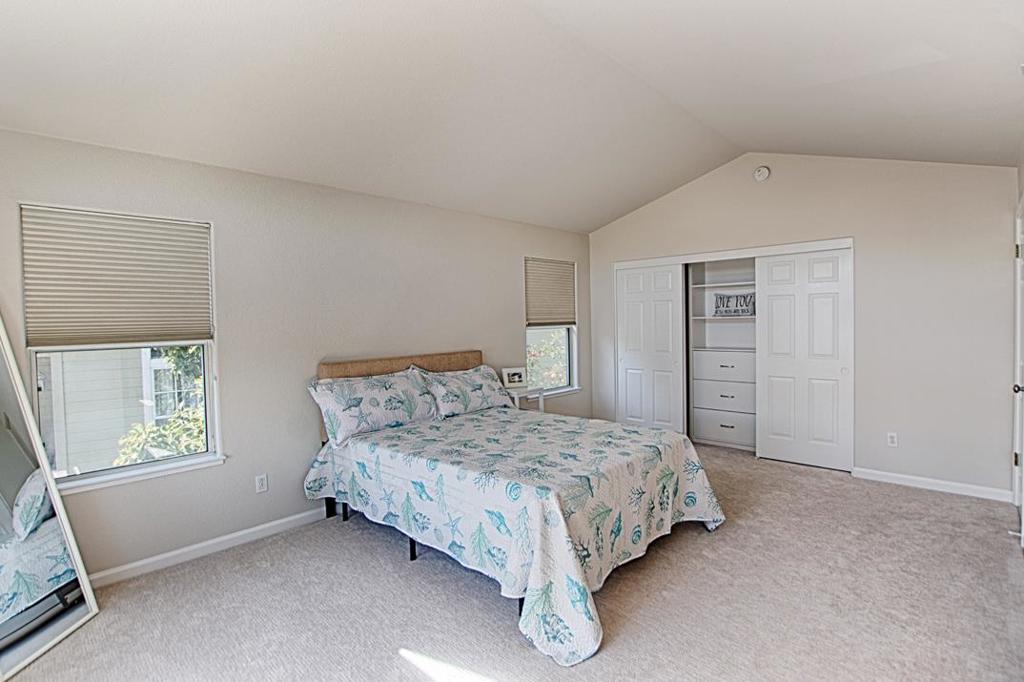 73 Firethorne Way Property Photo 17