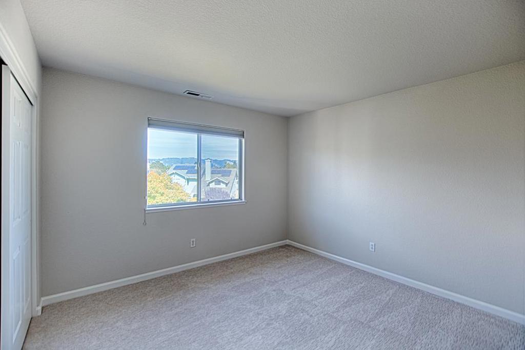 73 Firethorne Way Property Photo 20