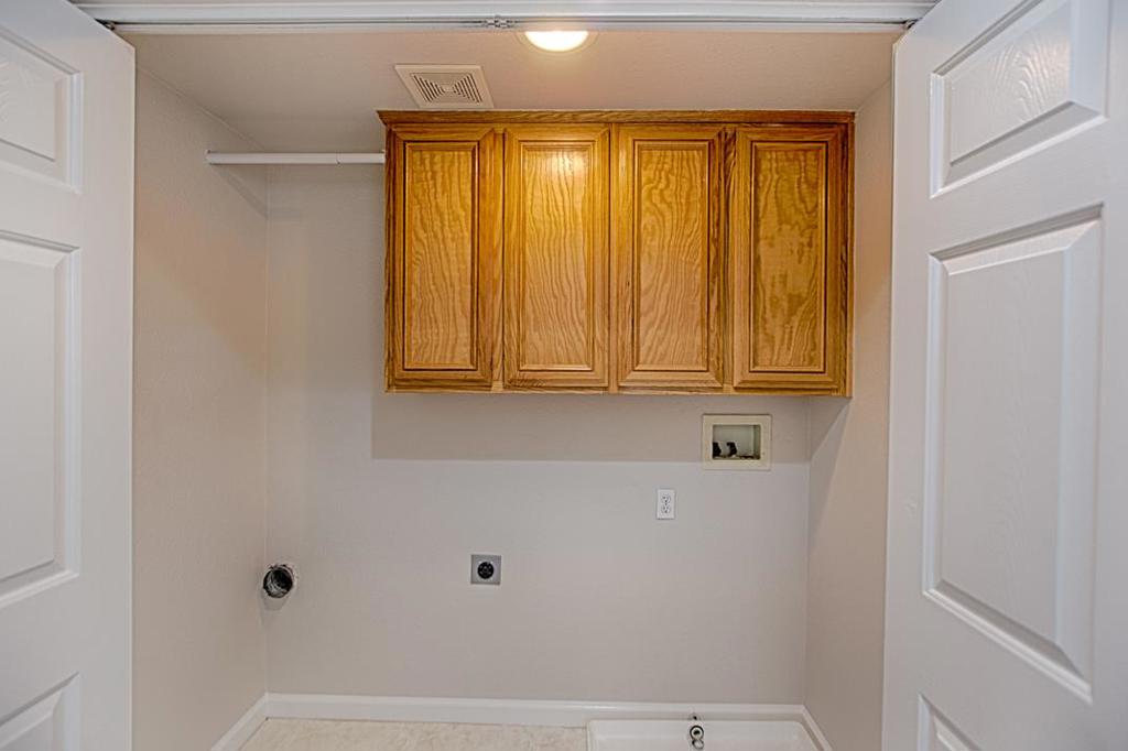 73 Firethorne Way Property Photo 24