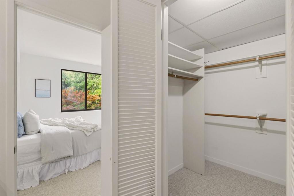 101 Lombard Street 201e Property Photo 25