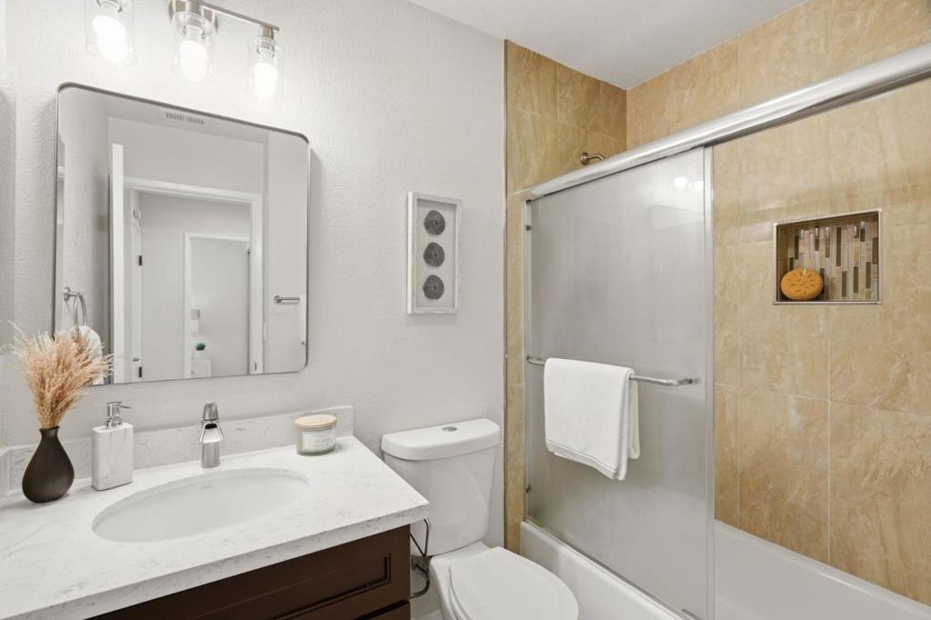 1637 Thorncrest Drive Property Photo 19