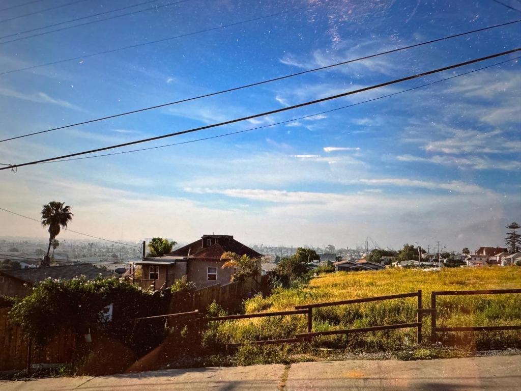 2746 Market Property Photo 3