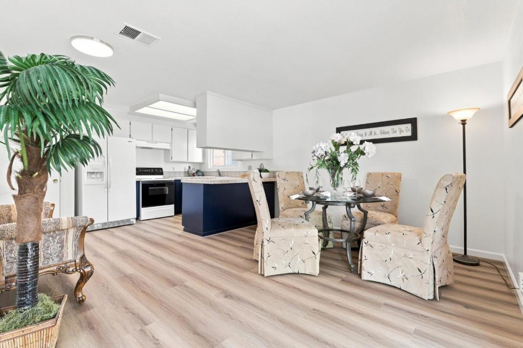 5880 Tandera Avenue Property Photo 16