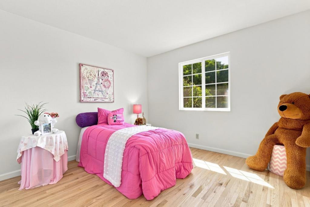 5880 Tandera Avenue Property Photo 21