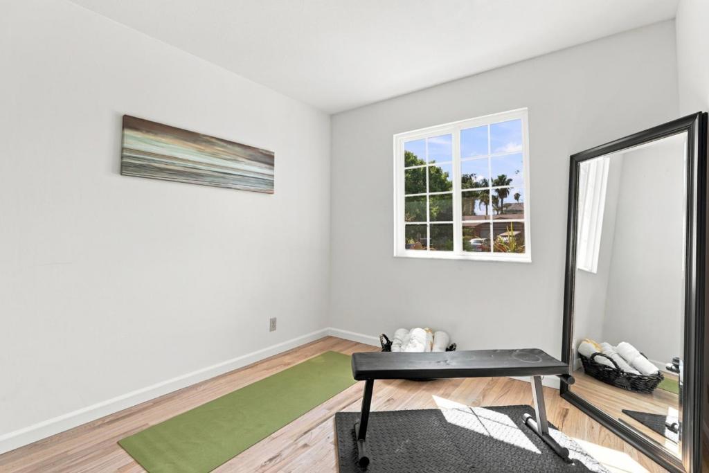 5880 Tandera Avenue Property Photo 25
