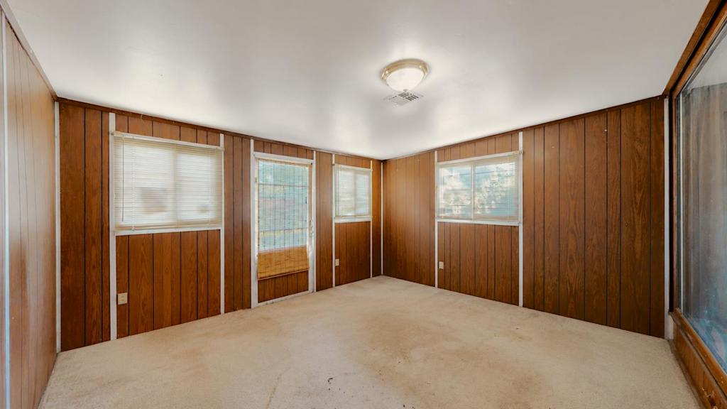 1405 Tamarack Avenue Property Photo 13