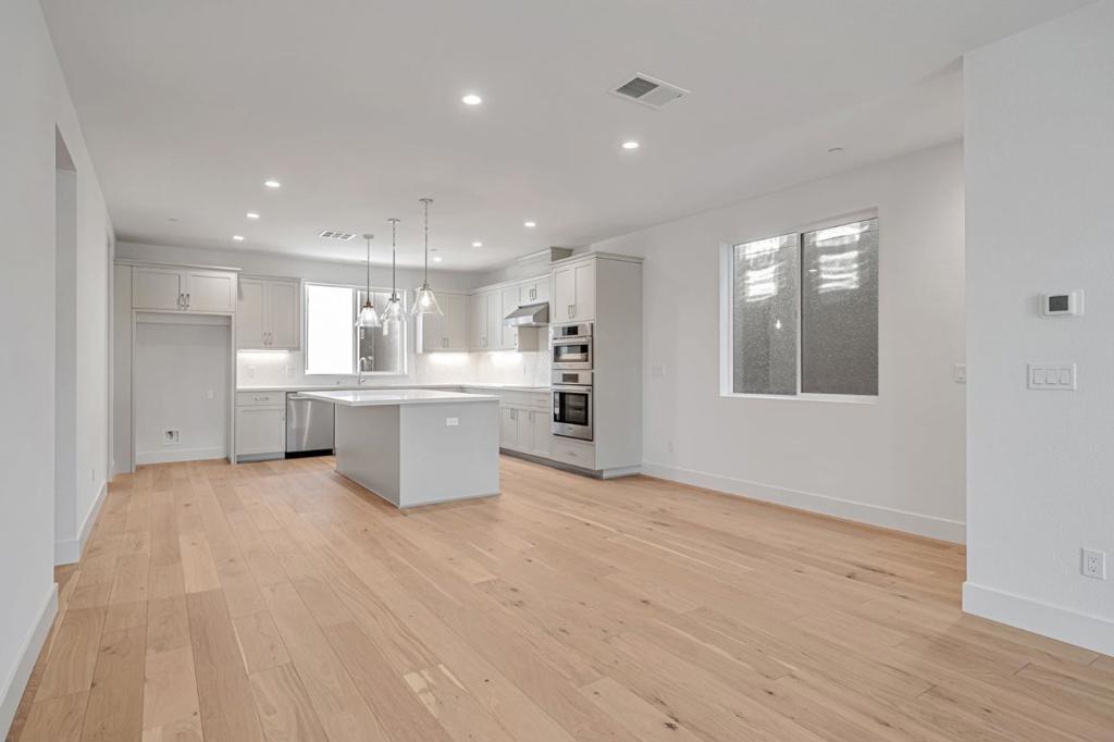 1006 Rojo Terrace Property Photo 12
