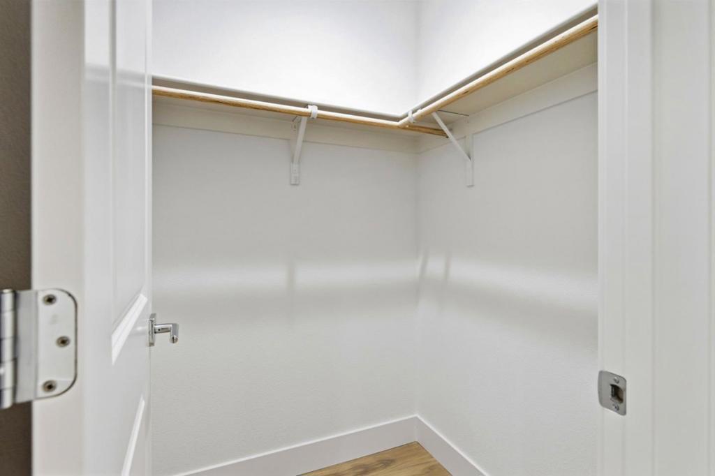 225 Honeydew Court Property Photo 13