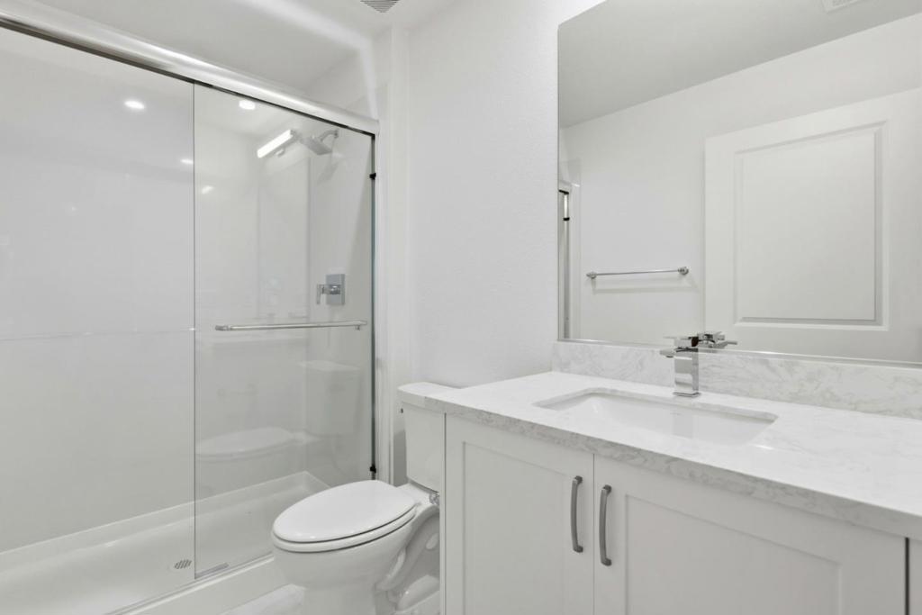 225 Honeydew Court Property Photo 16