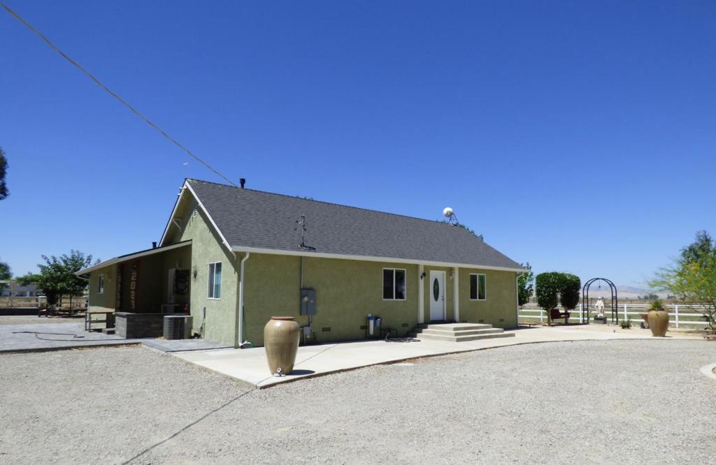 13400 Second Street Property Photo