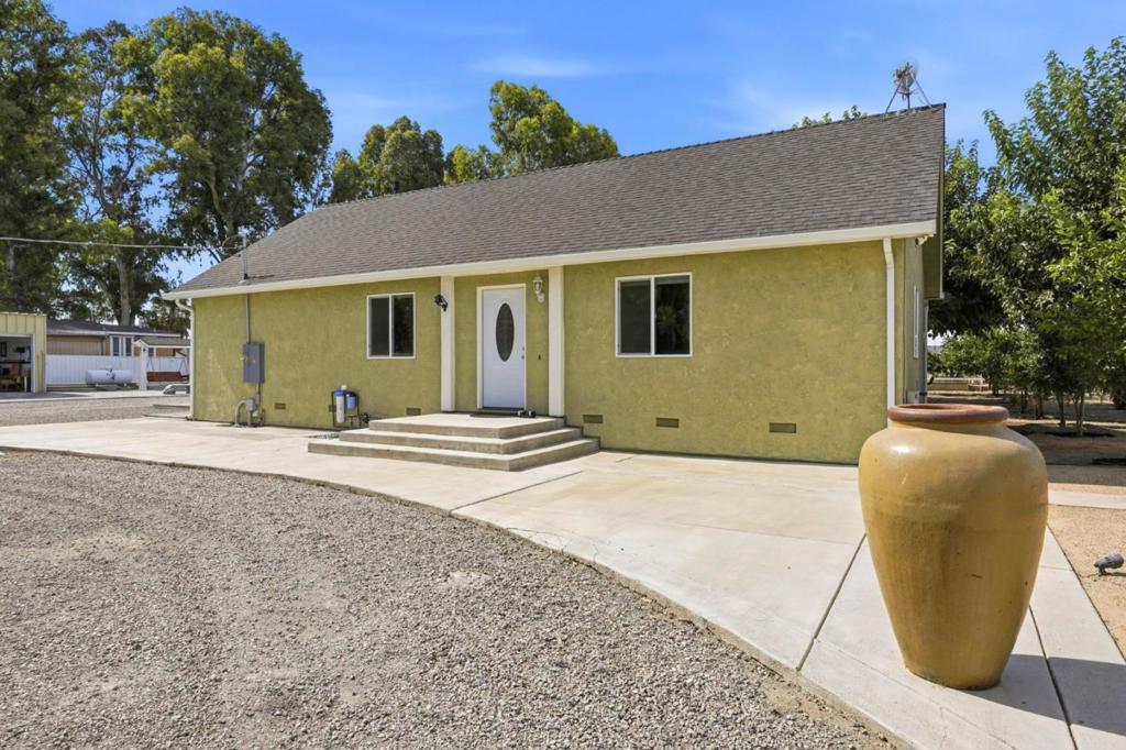 13400 Second Street Property Photo 1