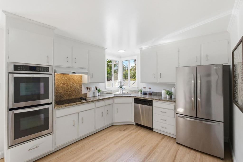 1945 Birch Avenue Property Photo 19