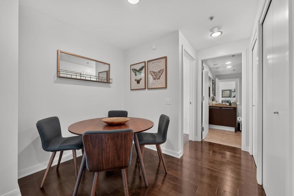 425 1st Street 3201 Property Photo 15