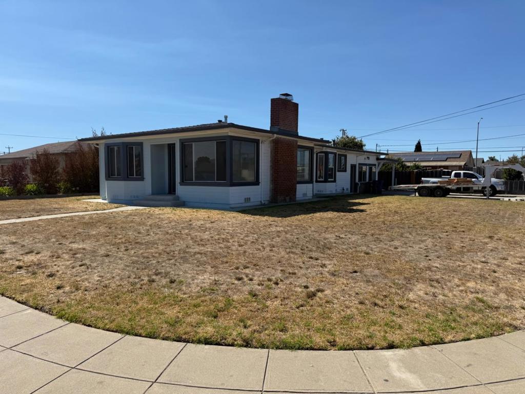 85 Paloma Avenue Property Photo 1