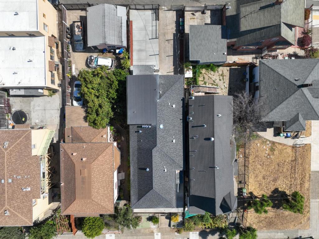 2136 Foothill Boulevard Property Photo 44