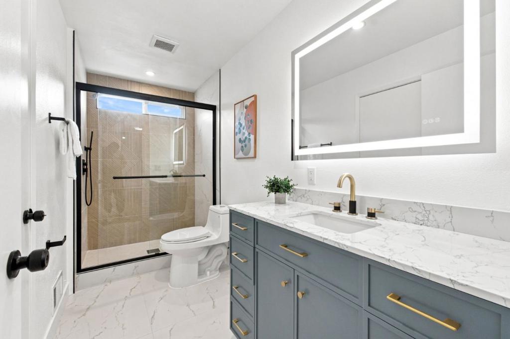 5330 Pebbletree Way Property Photo 14