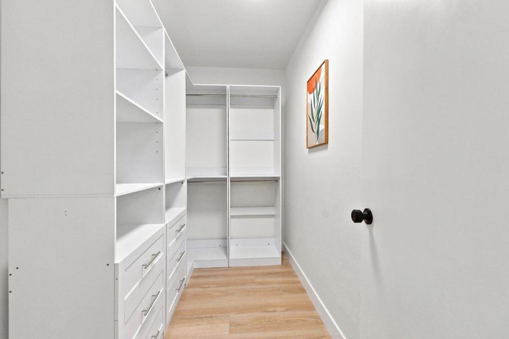 5330 Pebbletree Way Property Photo 17