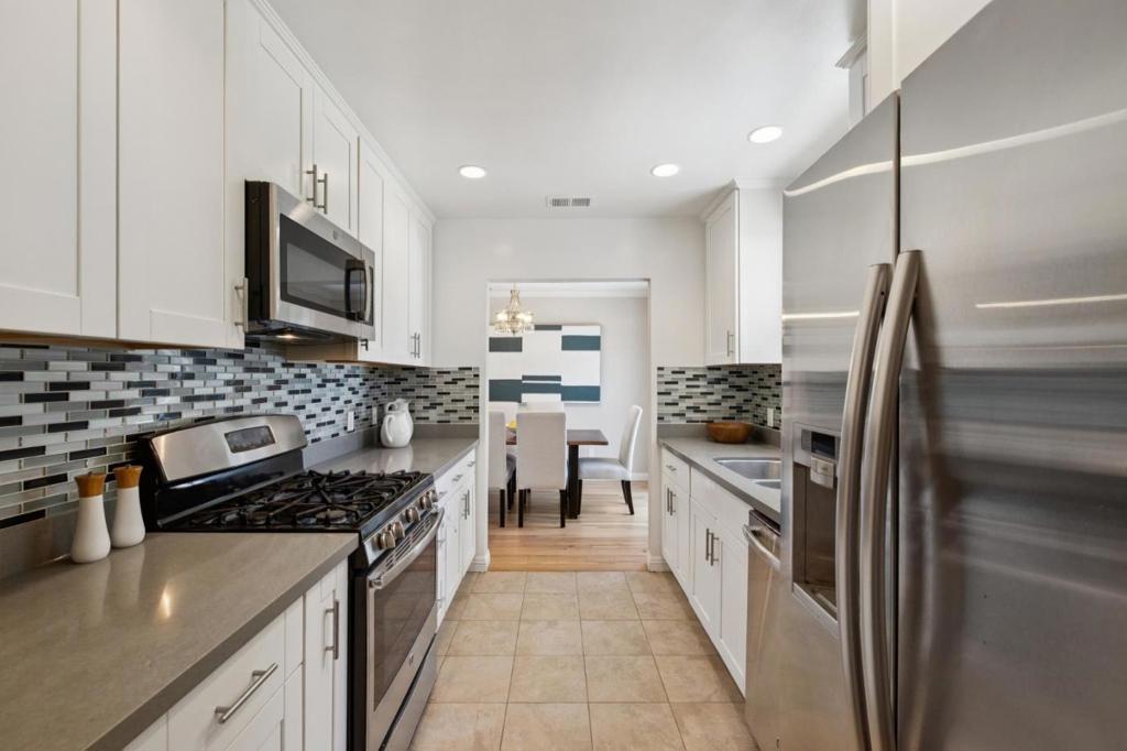 1080 Judson Street Property Photo 25