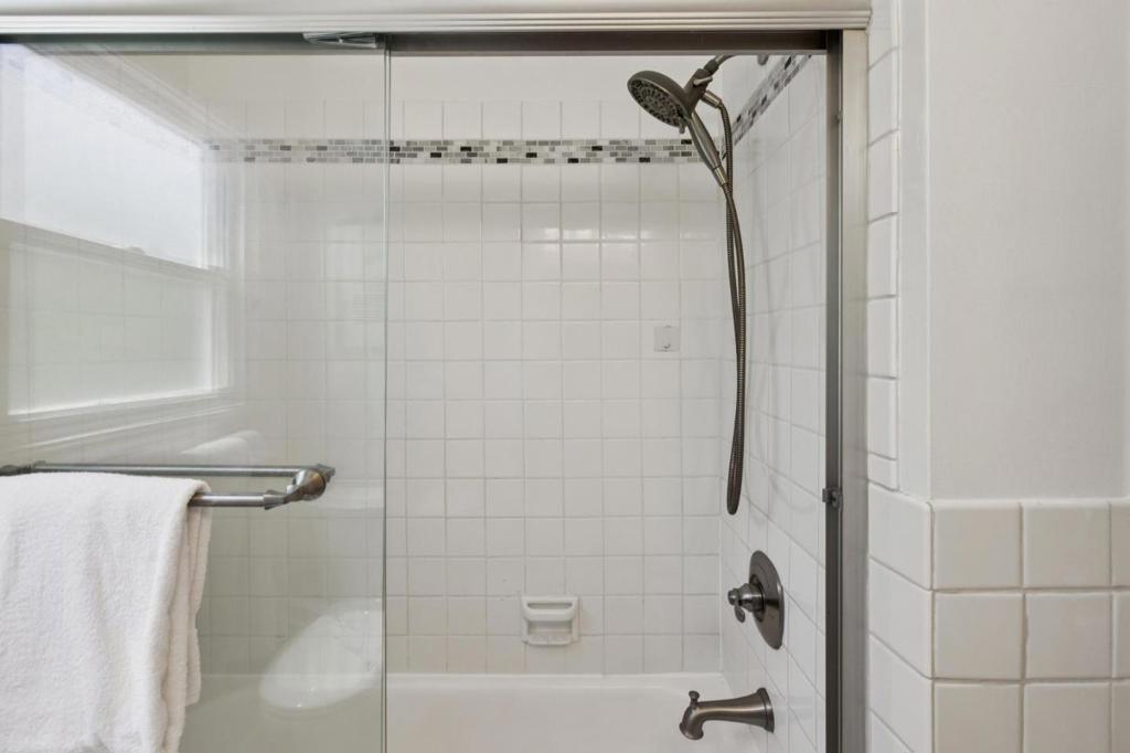 1080 Judson Street Property Photo 36