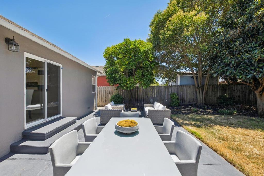 1080 Judson Street Property Photo 54