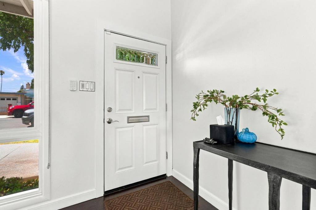 1424 Hemlock Avenue Property Photo 3