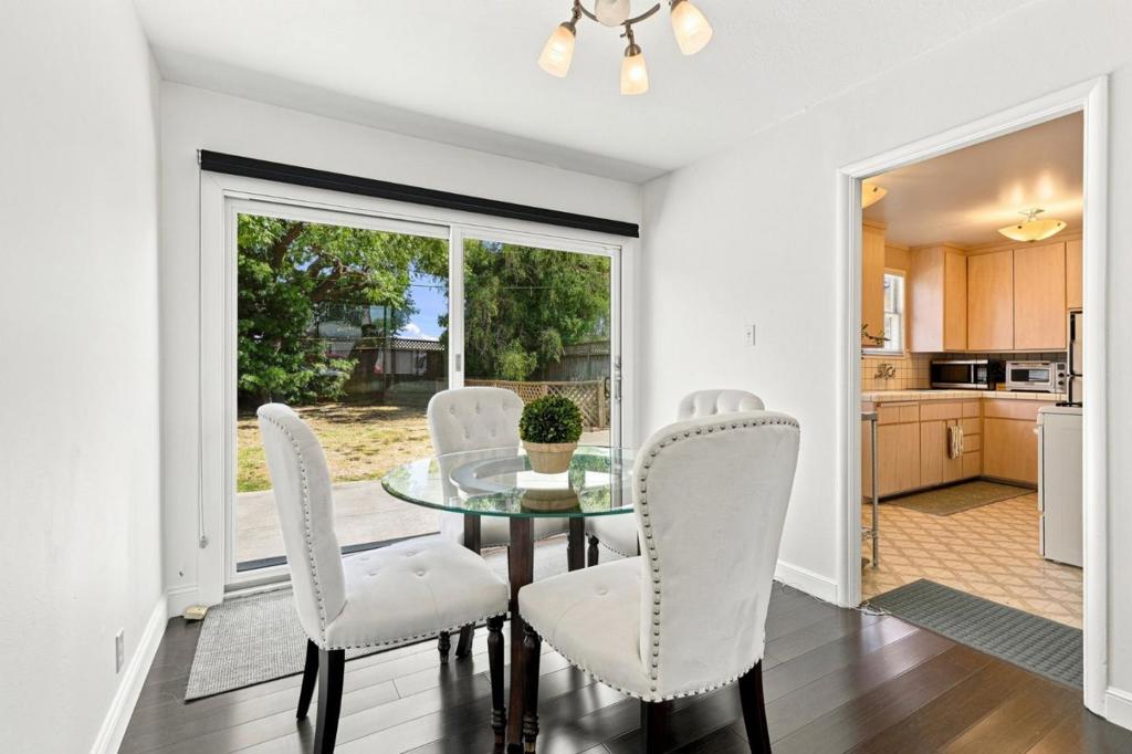 1424 Hemlock Avenue Property Photo 10