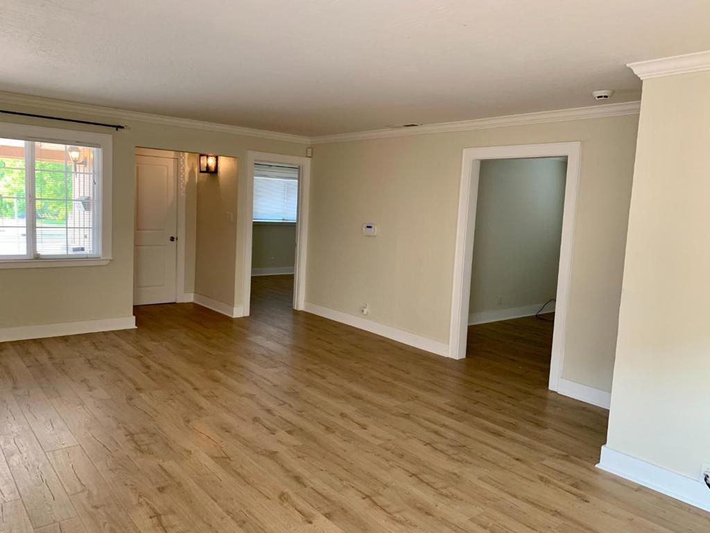 1462 Revere Avenue Property Photo 3