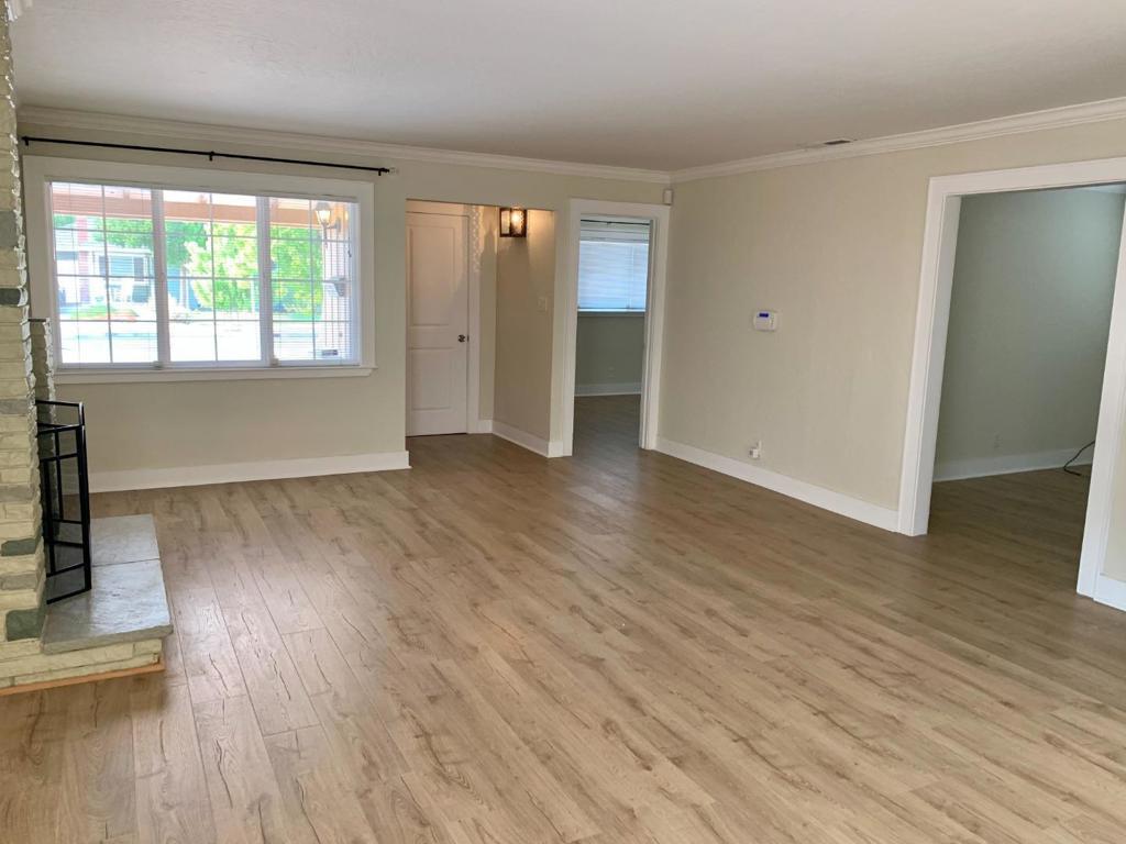 1462 Revere Avenue Property Photo 6