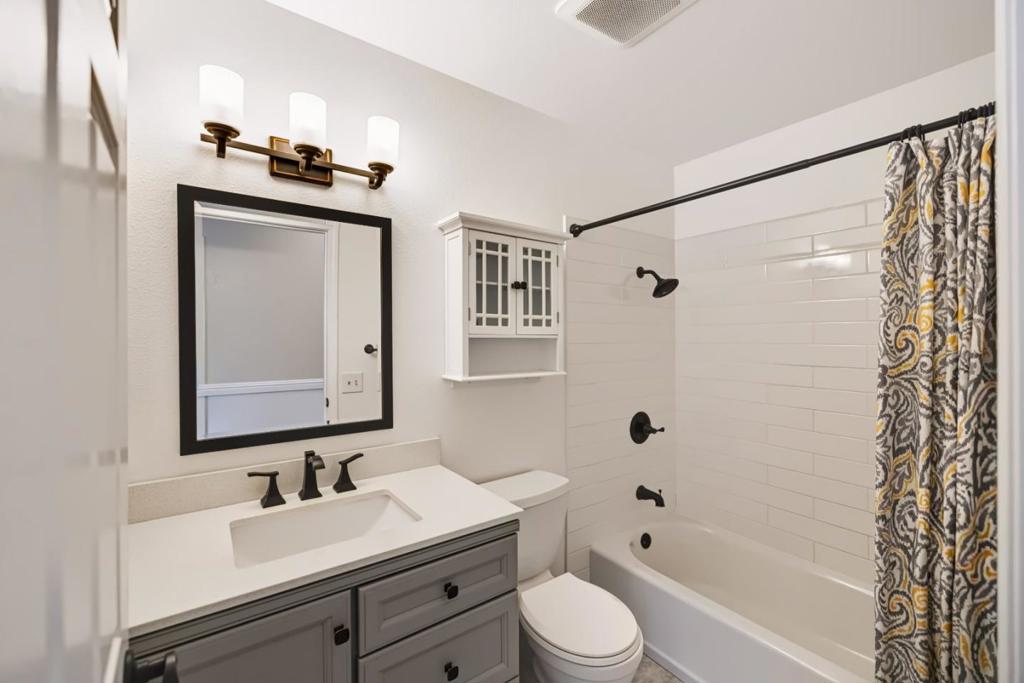 1841 Judson Street Property Photo 15