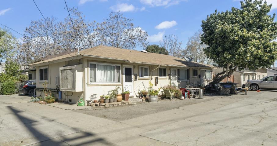 697 Hamline Street Property Photo 1