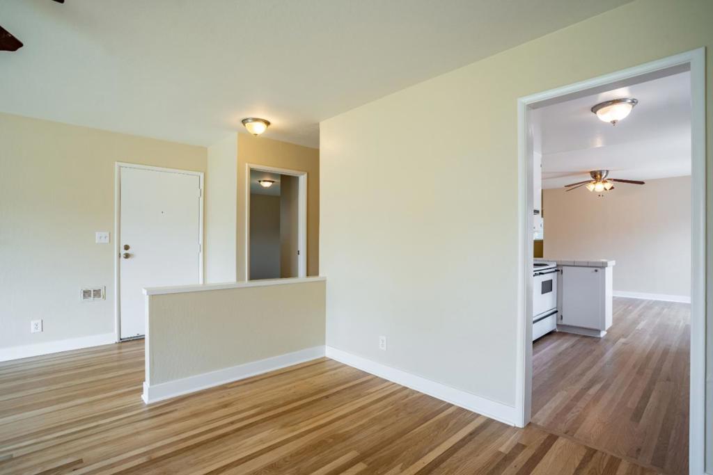 136 Del Mar Drive Property Photo 8
