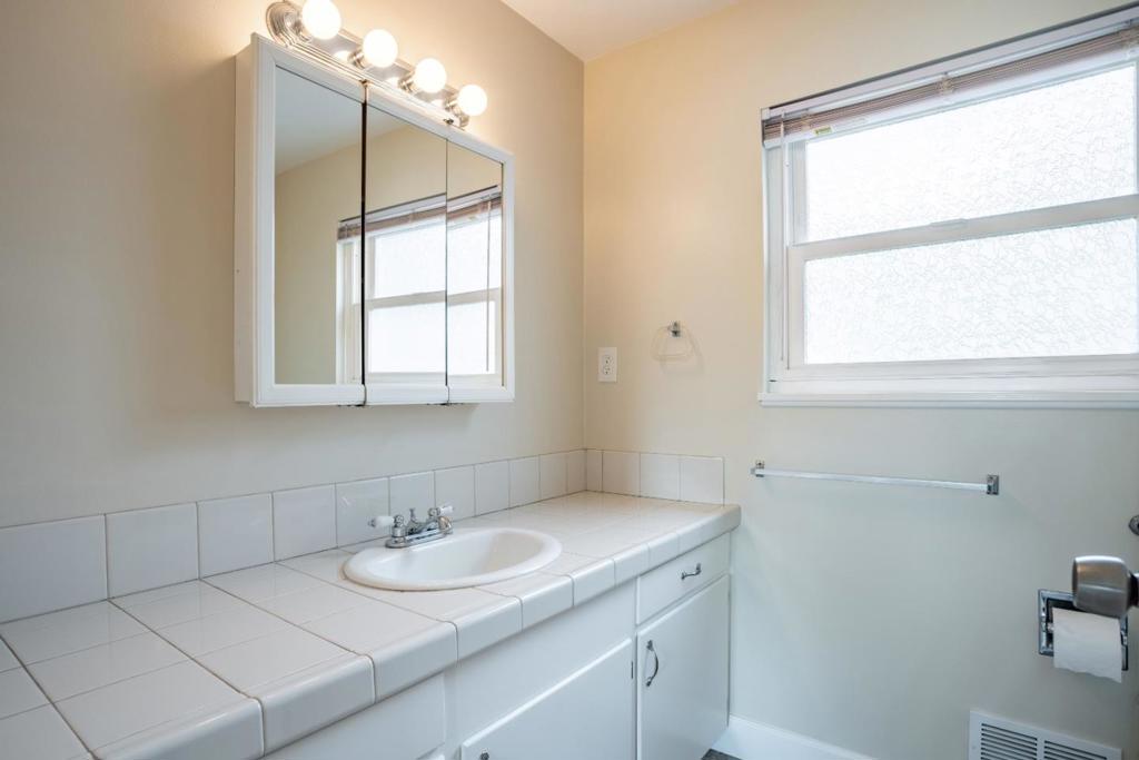 136 Del Mar Drive Property Photo 27